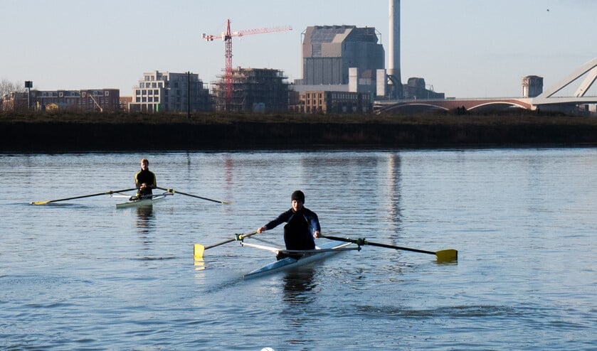 Roeien op de Spiegelwaal. (Foto: Phocas)