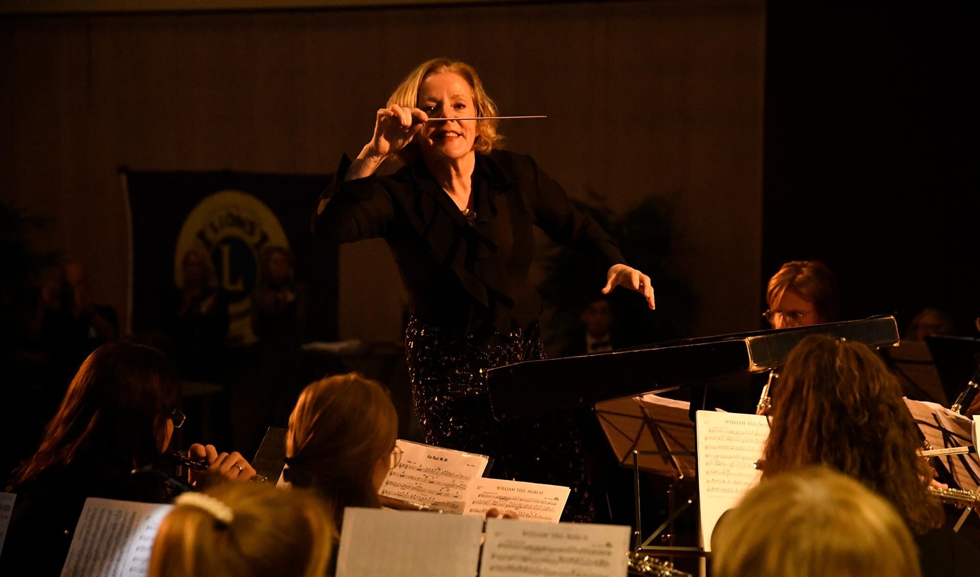 Antoinette van Lieshout dirigeert 