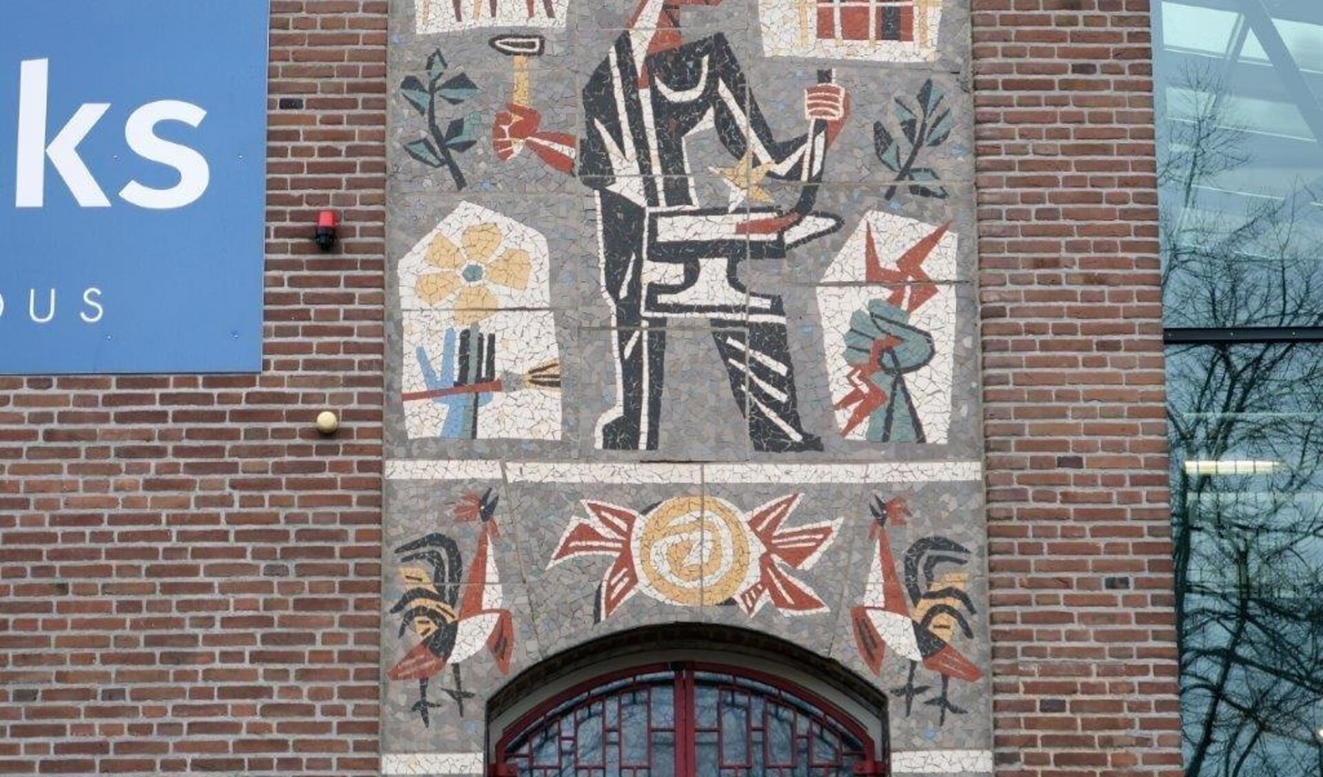  Het mozaïek van het Rijks VMBO aan de Goffertweg 20 in Nijmegen. (Foto: gemeente Nijmegen)