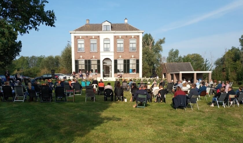 <p>Openluchtdienst in 2021.</p>