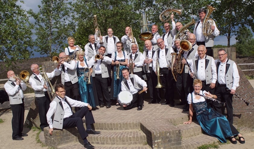 Sonsbeek Dubbel met Isseltaler Musikanten en Muziekcollectief Crossover Oosterbeek.