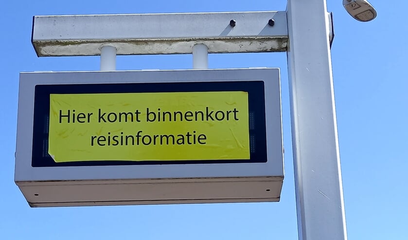 <p>De geplaatste palen.</p>