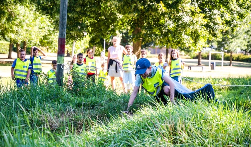 In Tolkamer gingen de kinderen ook naar buiten de natuur in