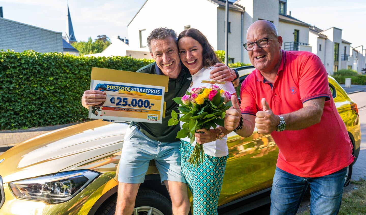 Ton en Bianca winnen 25.000 euro en een nieuwe auto. 