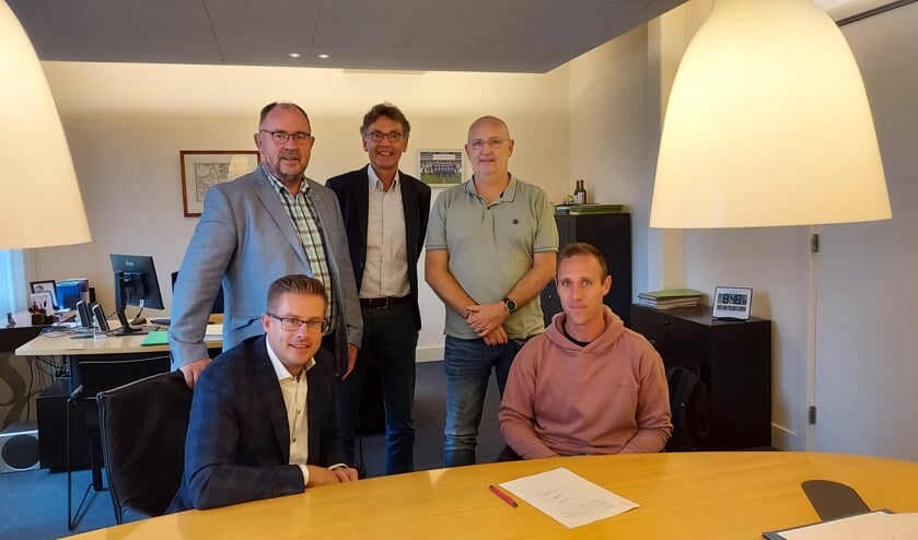 <p>Bestuur en notaris.</p>