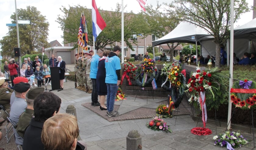 <p>Jeugd Groesbeek Airborne Vrienden bij herdenking Groesbeek.&nbsp;</p>  