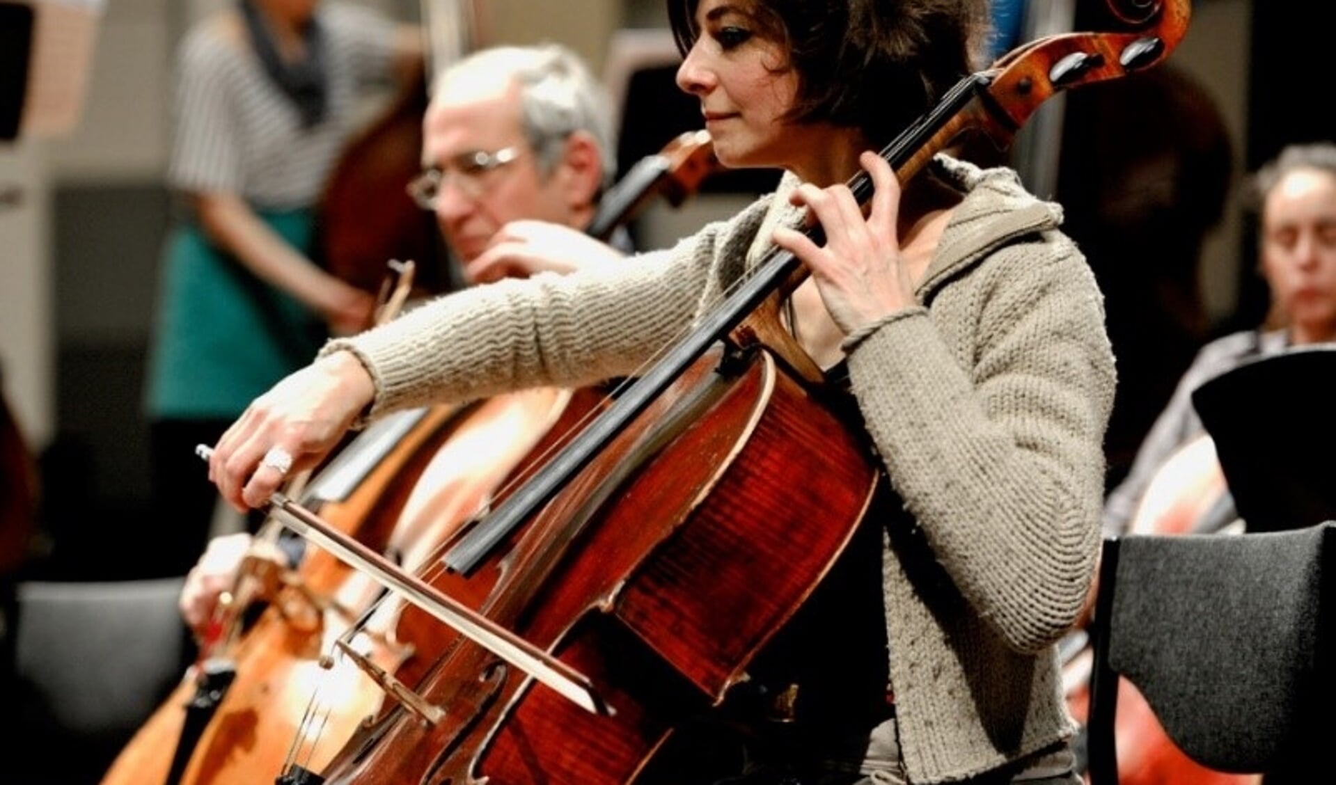 Timora Rösler, dirigente van het cello-ensemble van het Utrechts Conservatorium. (eigen foto)