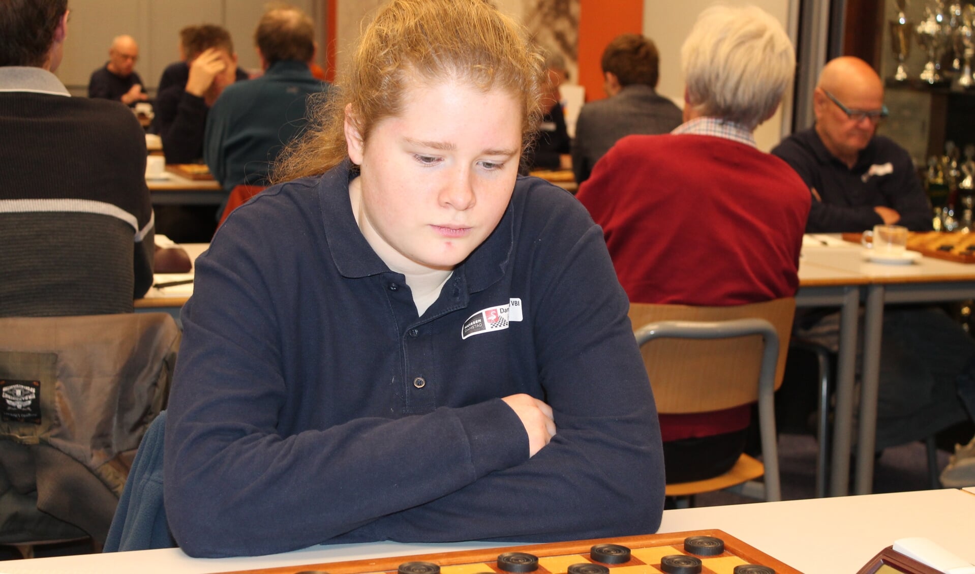 Fleur Kruysmulder speelt haar eerste wedstrijd voor damvereniging VBI 1.