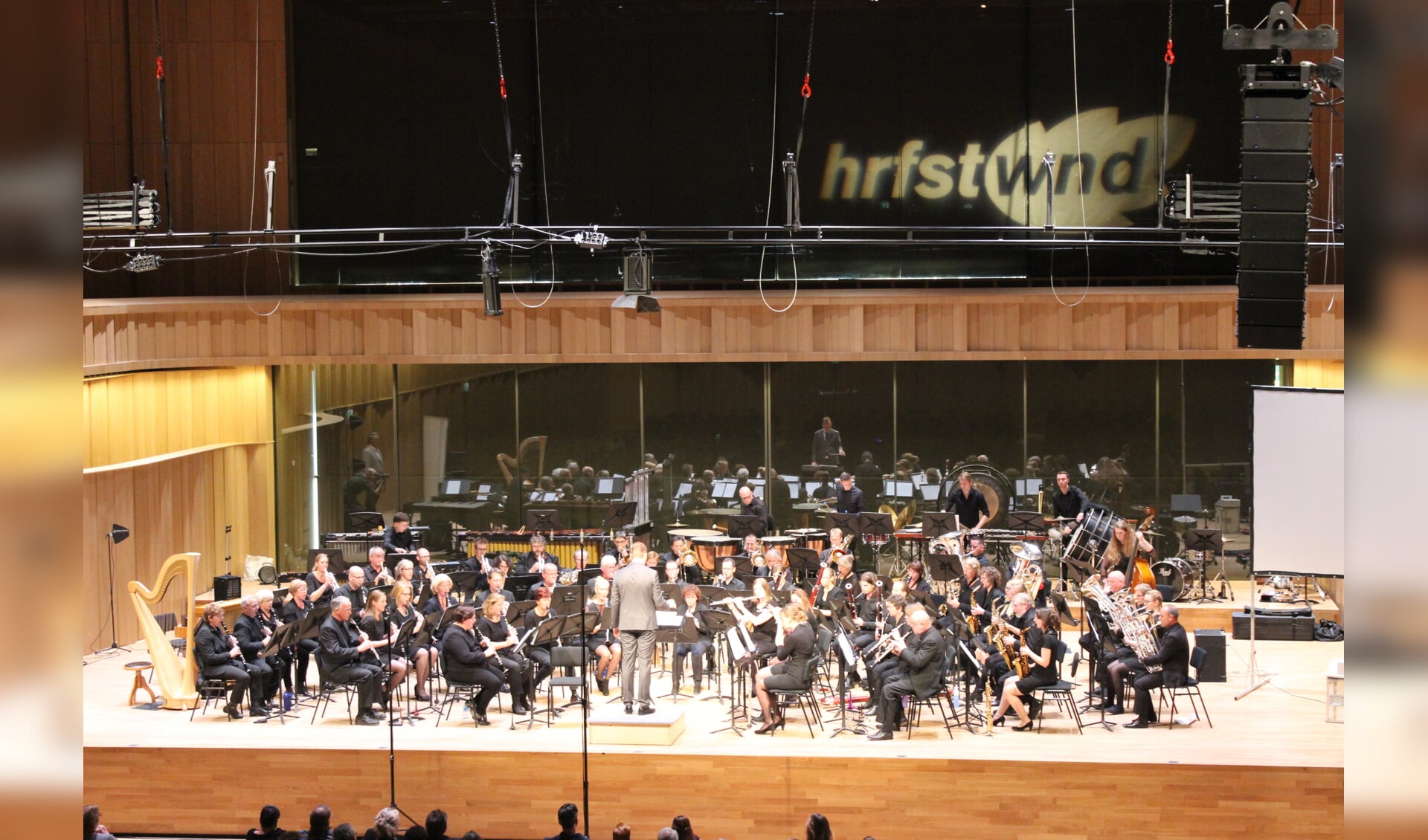 Het Symfonisch Blaasorkest van de Koninklijke Harmonie Oosterbeek in Musis