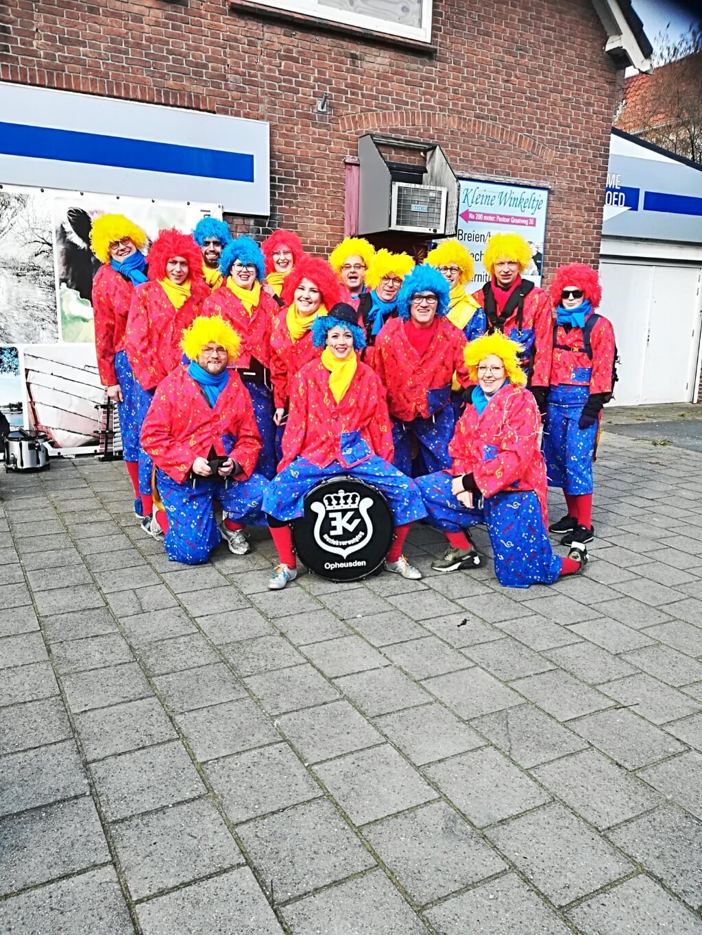 Carnavalsoptocht Millingen aan de Rijn. (foto: A Wevers)