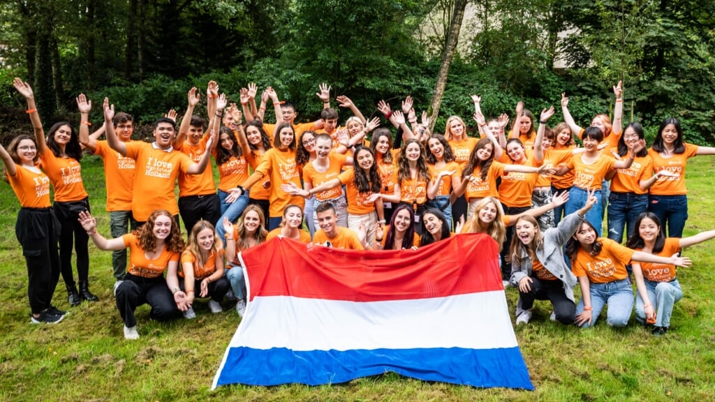 Buitenlandse studenten maken kennis met Nijmegen en Nederland.