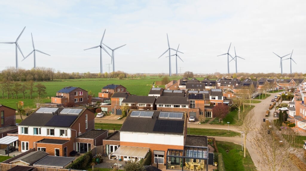 Zicht over 't Rieshout in Zetten op de geplande windmolens. (foto: Bewonersplatform Windpark Midden-Betuwe)