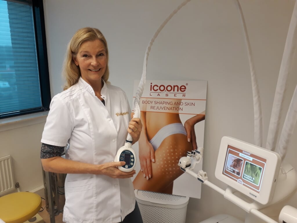 Mirjam Wennink van Balance Health & Beauty clinic werkt met de gepatenteerde Icoone® apparatuur.