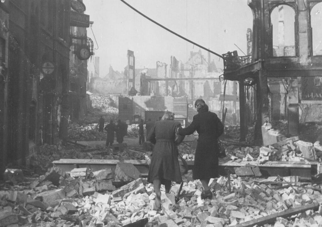 Grote verwoesting in de binnenstad. (Foto: Archief Infocentrum WO2 Nijmegen)