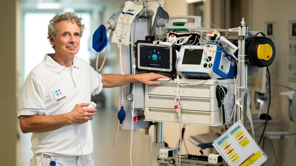 Michiel Blans, internist-intensivist in het Rijnstate Ziekenhuis. (Foto: Rijnstate) 
