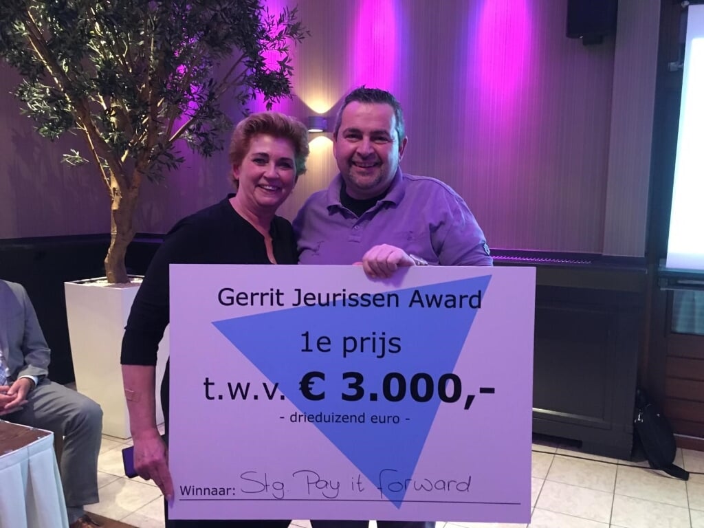Stichting Pay it Forward Huissen won de laatste Gerrit Jeurissen Award. (foto: Gerrit Jeurissen Fonds)