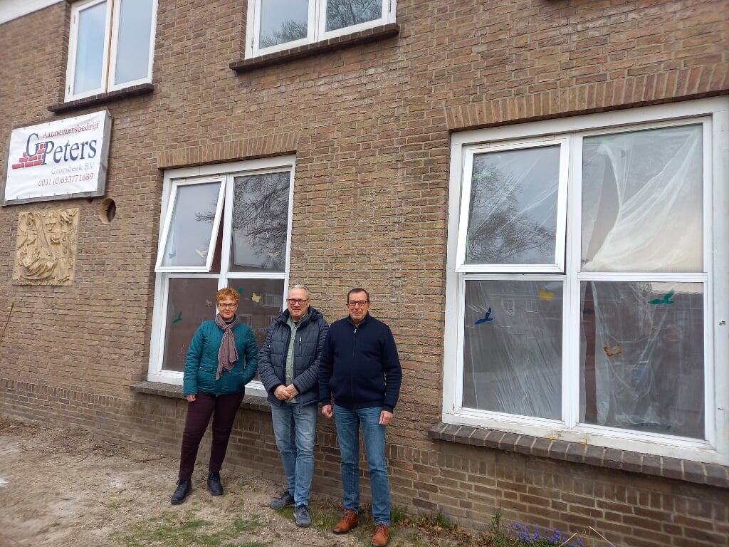Bestuur Stichting Eigen Thuis: van links naar rechts: Carla Pouwels-Verbeet, Rudi de Bruin en Jan Hendriks. (foto: Carla Hendriks)