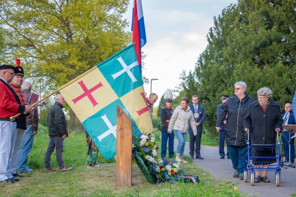 Veel Babberichers namen de tijd voor de dodenherdenking