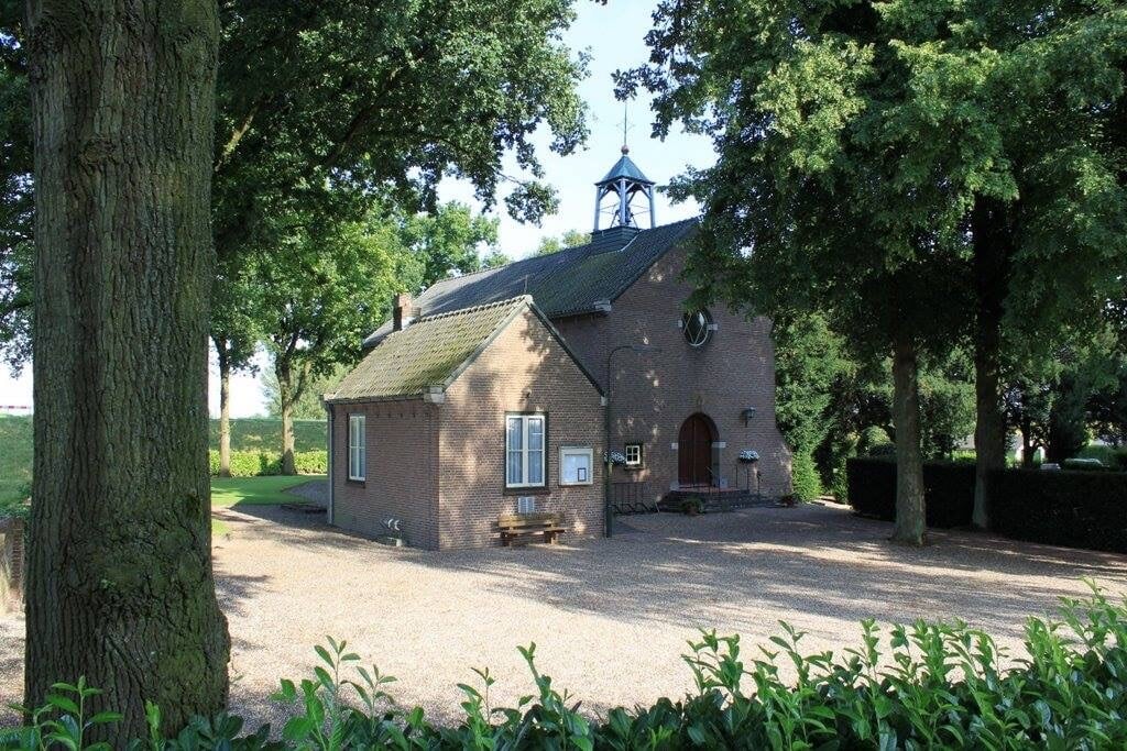 Kleine Kerk aan de Dijk. (foto: Marcel Smit)