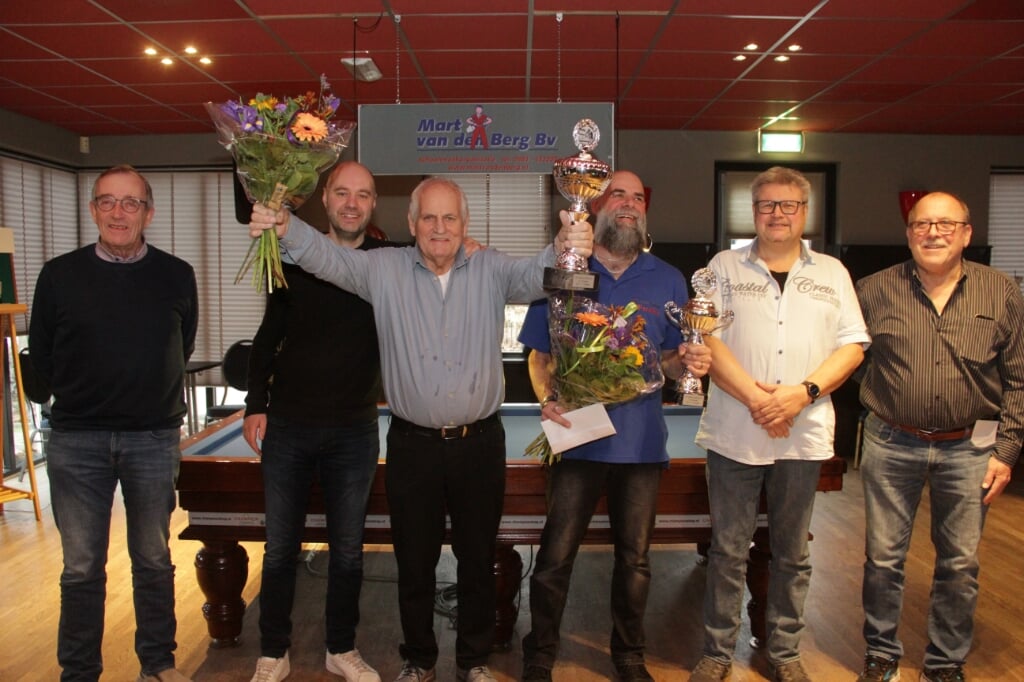 Winnaars Driebanden biljart toernooi 't Fuske Millingen. (foto: Peter Hendriks)