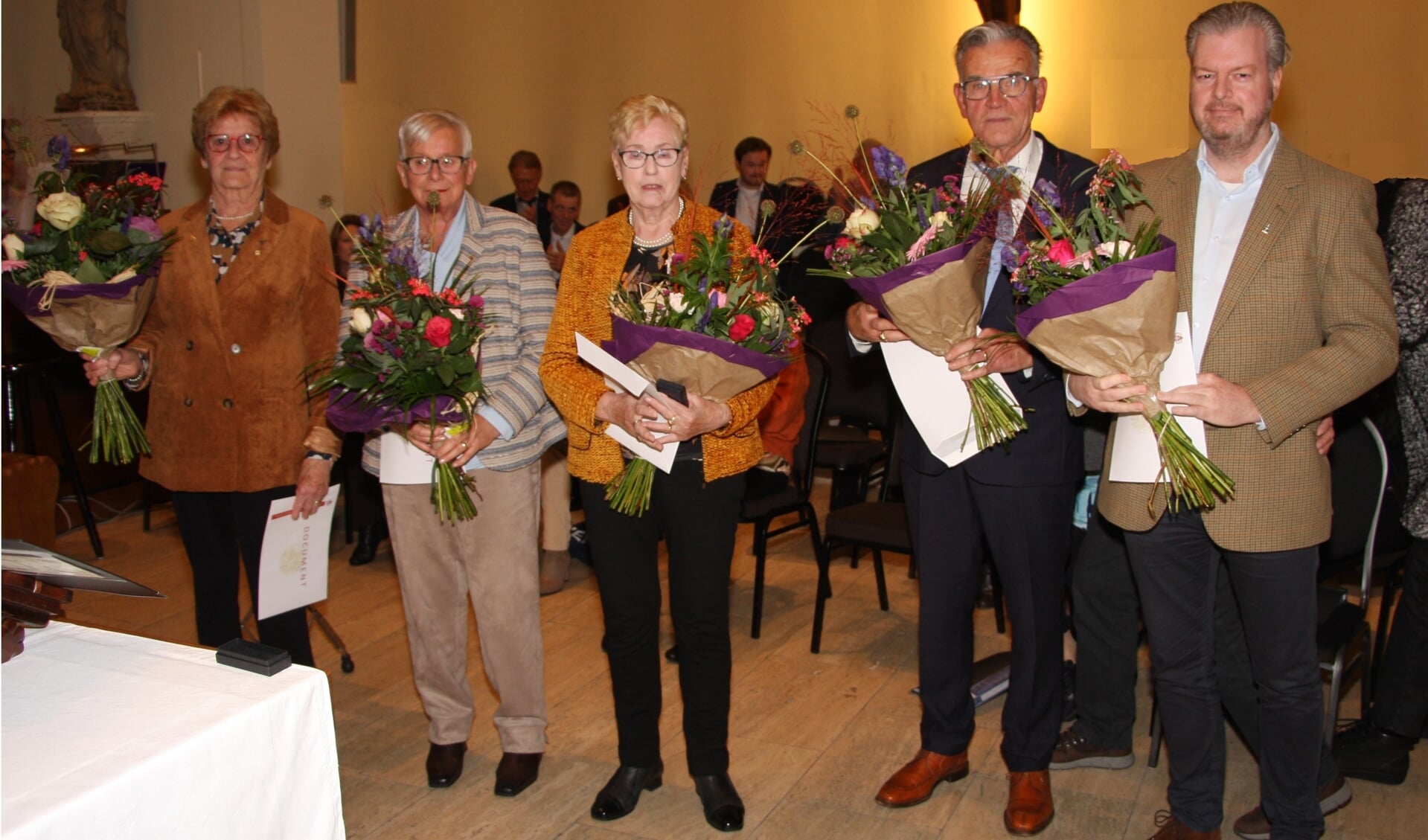 De dames Spekreijse, Wagemans, Kottink en de heren Roeloffzen en Northausen.