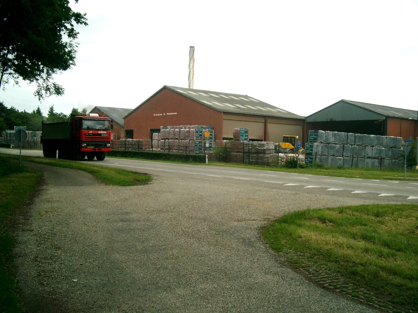 De laatste steenfabriek van Rijssen, die van Smeijers en Voortman, tot voor kort aan de Markeloseweg. 